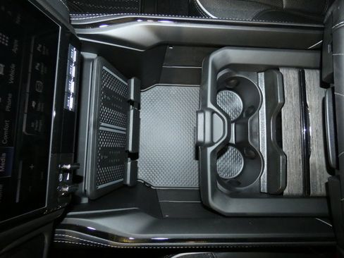 New 2026 RAM 3500 Limited image 22