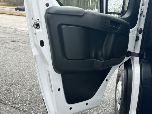 Used 2023 RAM ProMaster 2500 image 13