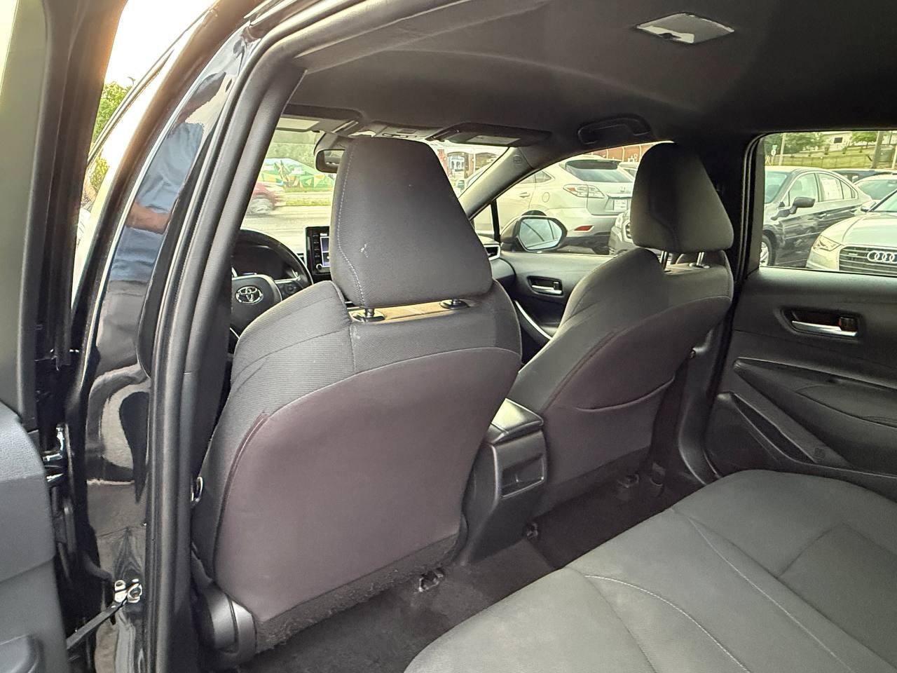 Used 2021 Toyota Corolla SE FWD image 32