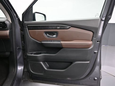 Used 2023 Honda Pilot Elite image 41