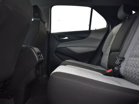 Used 2022 Chevrolet Equinox LT image 8