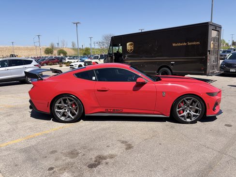 New 2026 Ford Mustang GT Premium w/ GT Performance Package RWD image 5