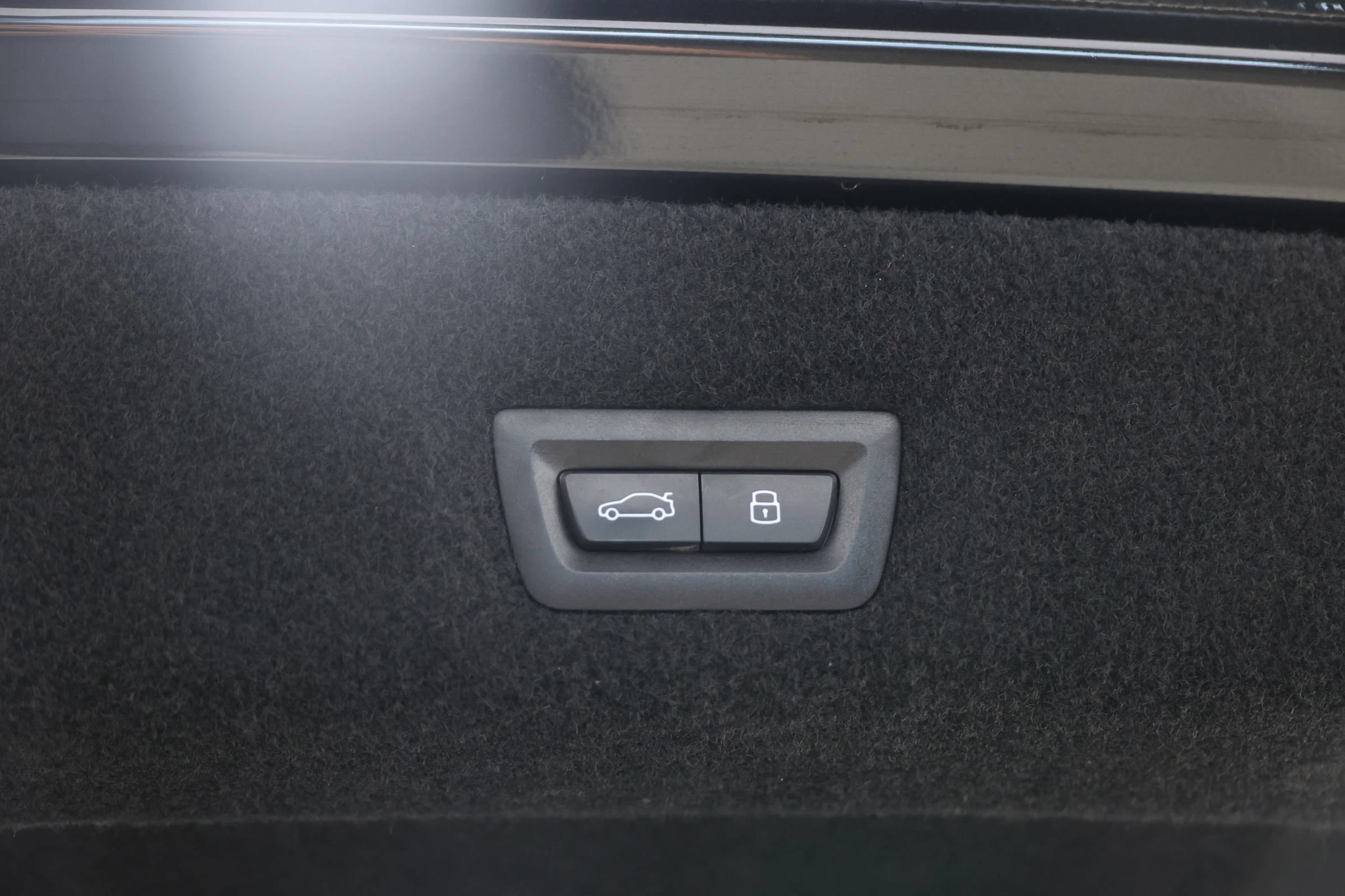 Used 2025 BMW 740i RWD image 74