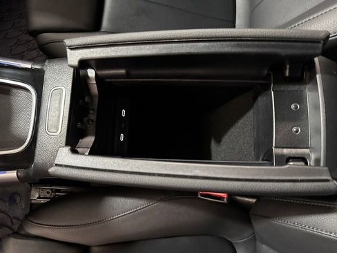 Certified 2025 Mercedes-Benz GLA 250 4MATIC image 26