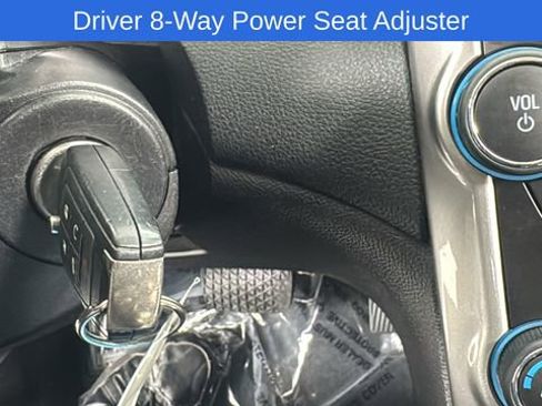 Used 2015 Chevrolet Malibu LT image 21