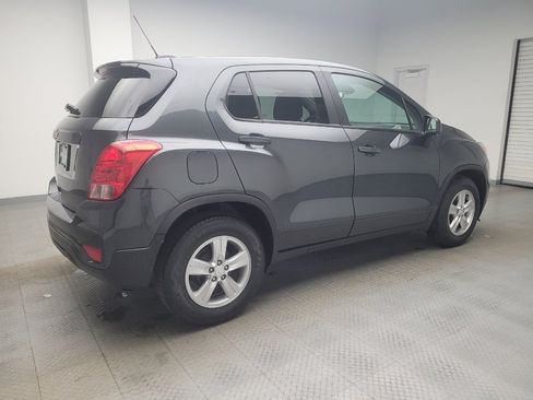 Used 2019 Chevrolet Trax LS w/ Tint and Cruise Package FWD image 10