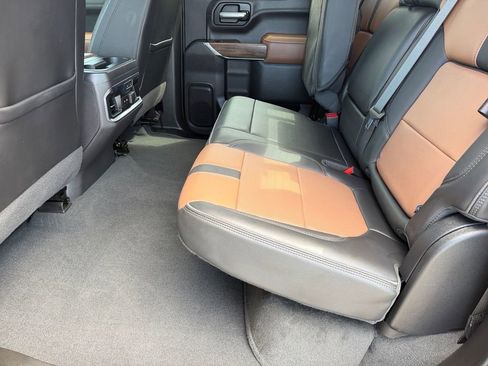 Used 2021 Chevrolet Silverado 1500 High Country w/ Technology Package AWD/4WD image 12