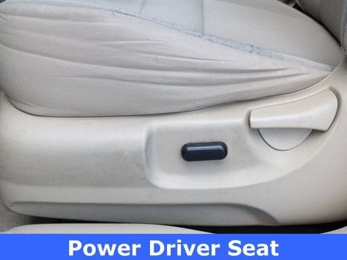 Used 2010 Ford Escape XLT image 3