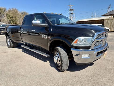 Used 2018 RAM 3500 Laramie image 8