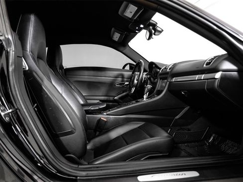 Used 2015 Porsche Cayman image 32