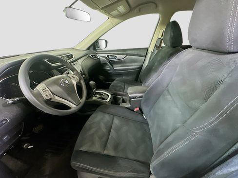 Used 2016 Nissan Rogue S w/ Appearance Package FWD image 13