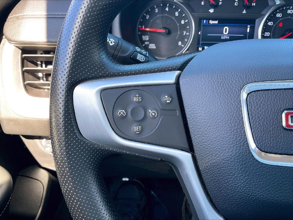 Used 2024 GMC Terrain SLE AWD/4WD image 21
