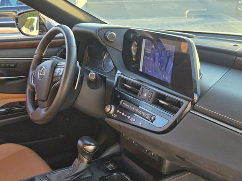 Used 2023 Lexus ES 350 w/ Premium Package FWD image 26
