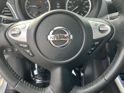 Used 2018 Nissan Sentra SR Turbo FWD image 19