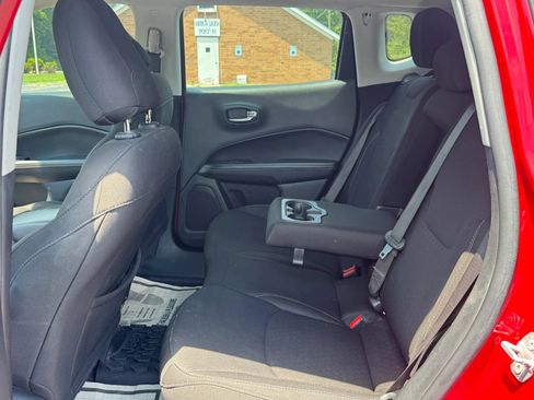 Used 2020 Jeep Compass Sport FWD image 13