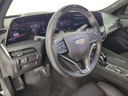 Used 2025 Cadillac CT5 V AWD/4WD image 18