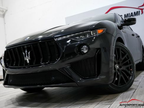 Used 2022 Maserati Levante Modena S AWD/4WD image 2