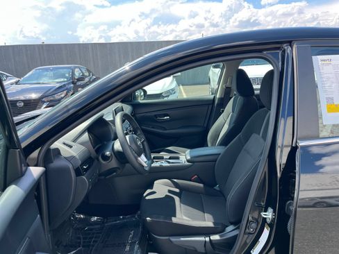 Used 2025 Nissan Sentra SV FWD image 25
