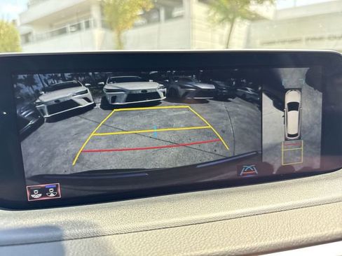 Used 2022 Lexus RX 350 FWD w/ Luxury Package image 17