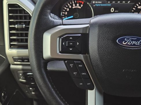 Used 2020 Ford F150 Lariat image 16