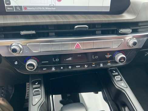 Certified 2024 Kia Telluride SX Prestige AWD/4WD image 57