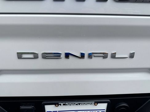 Used 2025 GMC Sierra 2500 Denali Ultimate AWD/4WD image 27