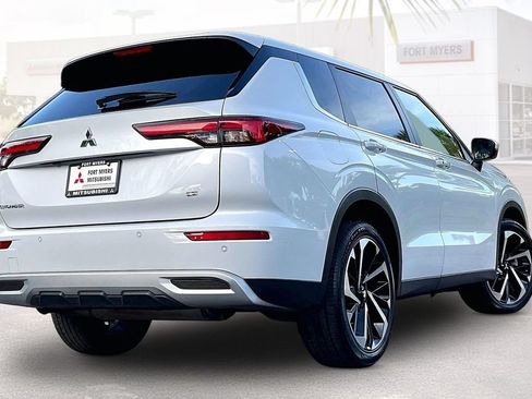 Used 2024 Mitsubishi Outlander SE FWD image 33
