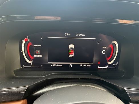 Used 2023 Nissan Pathfinder Platinum w/ Cargo Package image 28