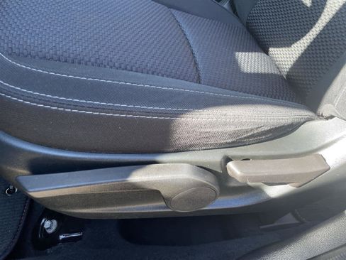 Used 2018 Subaru Forester 2.5i w/ Alloy Wheel Package image 13