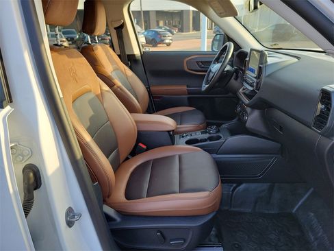 Used 2023 Ford Bronco Sport Badlands w/ Premium Package image 17