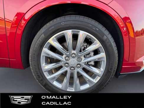 Certified 2023 Cadillac XT6 Premium Luxury w/ LPO, Floor Liner Package AWD/4WD image 9