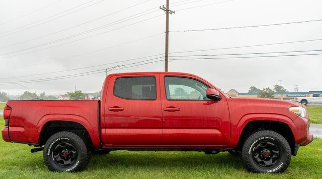 Used 2021 Toyota Tacoma SR AWD/4WD image 5