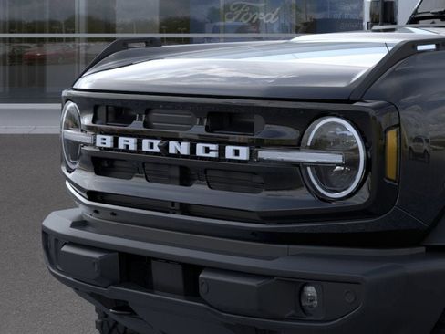 New 2026 Ford Bronco Outer Banks w/ Sasquatch Package image 19