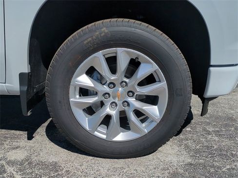 New 2026 Chevrolet Silverado 1500 LT image 11