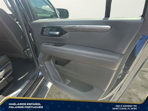 New 2026 Chevrolet Suburban LT w/ Comfort Package RWD image 27