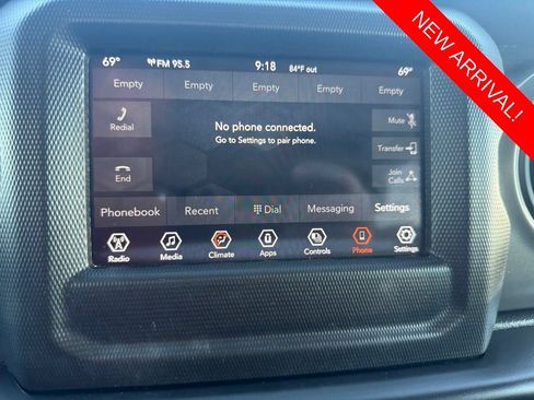 Used 2021 Jeep Wrangler Sport AWD/4WD image 9