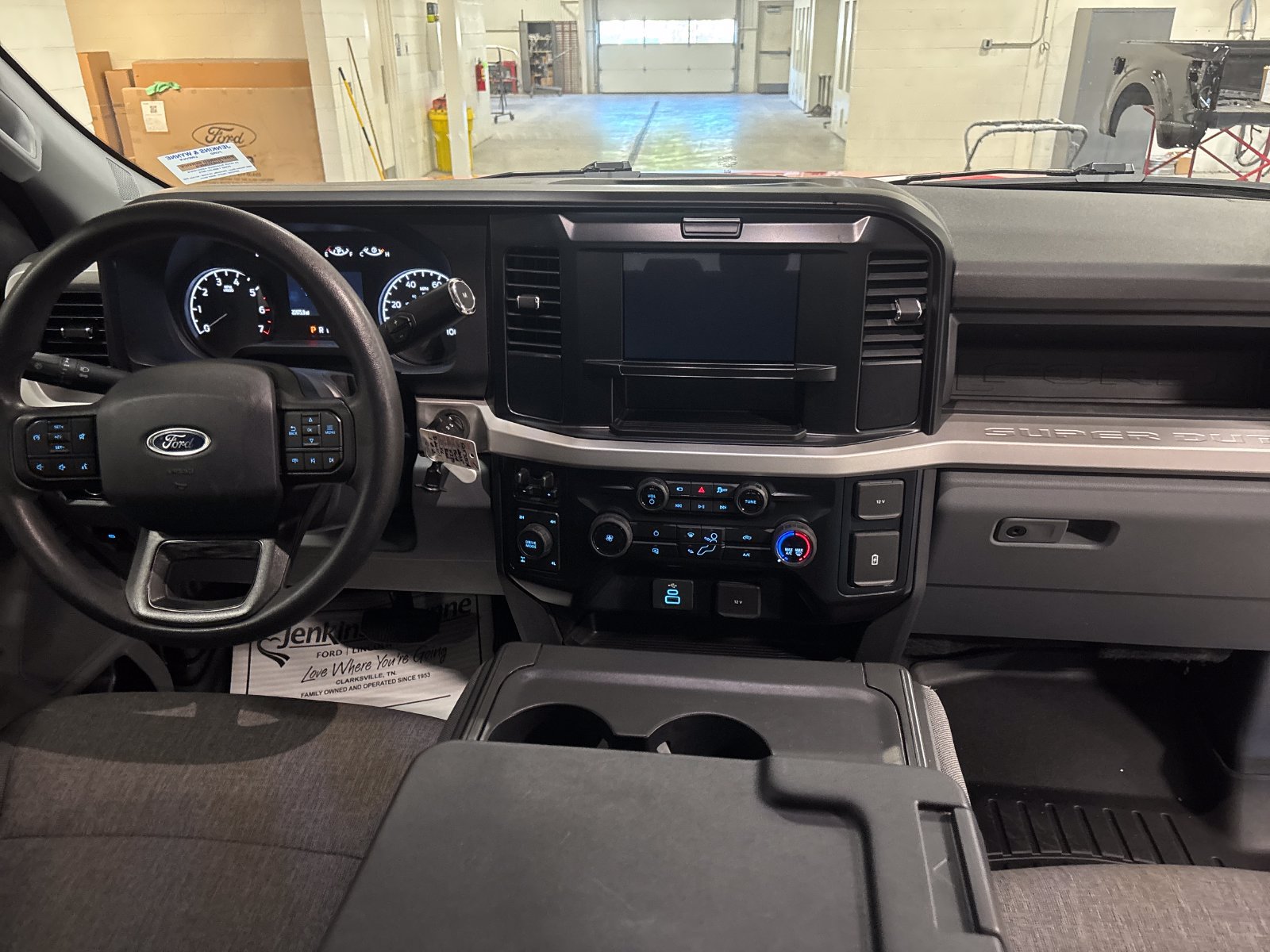 Certified 2025 Ford F350 XL w/ STX Appearance Package AWD/4WD image 8