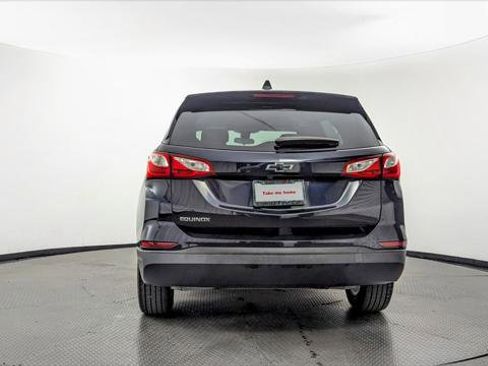 Used 2020 Chevrolet Equinox LS w/ LS Convenience Package image 7