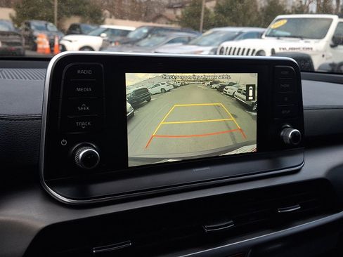 Used 2020 Kia Telluride LX image 27