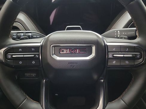 Used 2025 GMC Yukon XL AT4 w/ AT4 Premium Plus Package image 23