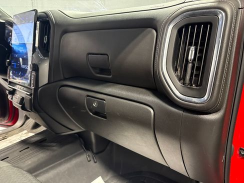 Used 2022 GMC Sierra 2500 SLE w/ SLE Convenience Package AWD/4WD image 34
