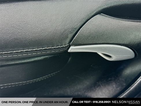 Used 2004 Porsche 911 Carrera 4S image 17