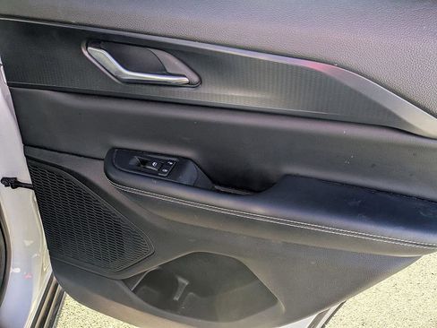 Used 2023 Jeep Grand Cherokee Altitude image 26