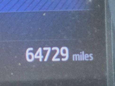 Used 2018 Toyota C-HR XLE FWD image 5