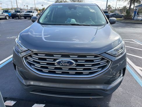 Used 2022 Ford Edge SEL w/ Convenience Package image 3