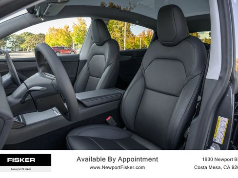 Used 2026 Tesla Model Y AWD image 11