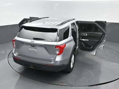 Used 2020 Ford Explorer XLT w/ Cold Weather Package AWD/4WD image 26