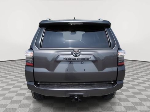 Used 2018 Toyota 4Runner SR5 Premium AWD/4WD image 6