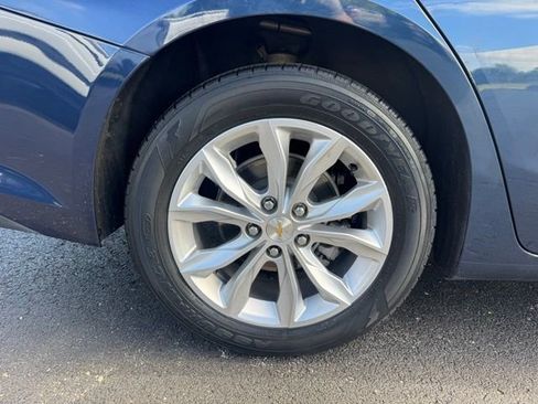 Used 2022 Chevrolet Malibu LT FWD image 19