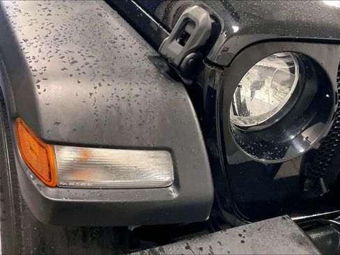 Used 2021 Jeep Wrangler Unlimited Sport AWD/4WD image 32